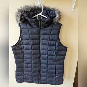 Columbia Vest
